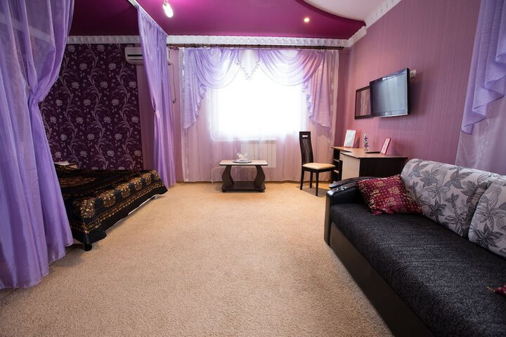 Room 14 of 63