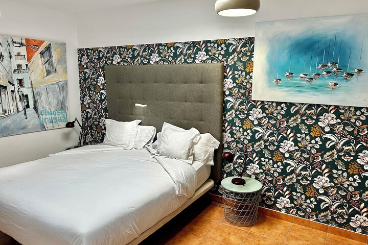 Room 18 of 41