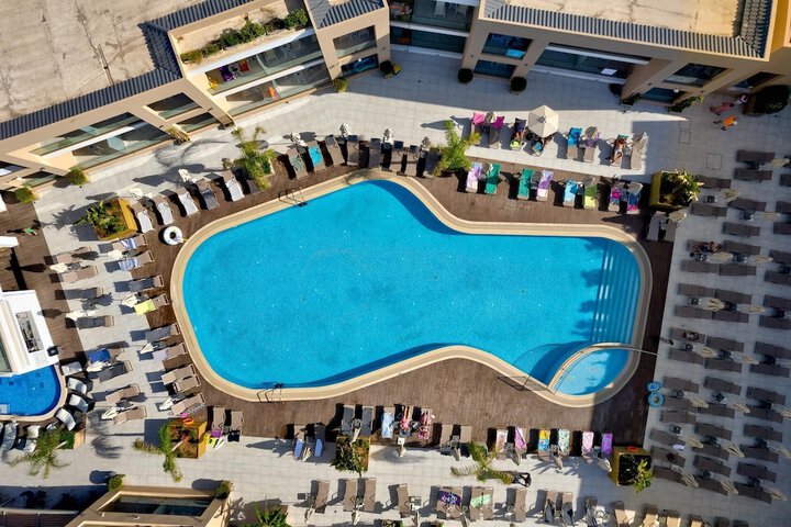 Hotel 63 of 67