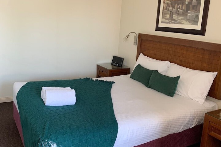 Room 14 of 52
