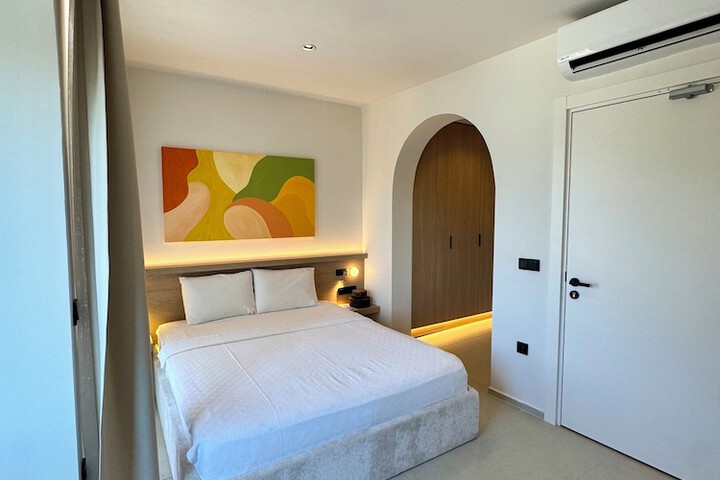 Room 26 of 48