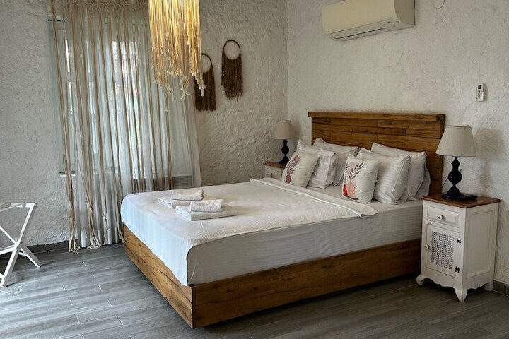 Room 20 of 42