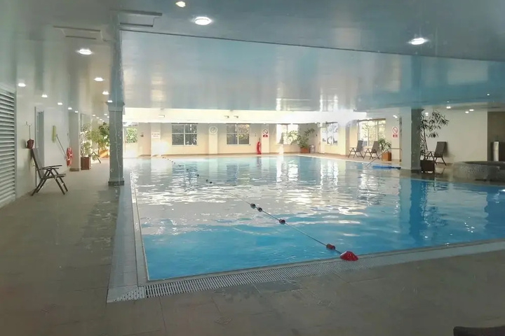Pool 9 of 14