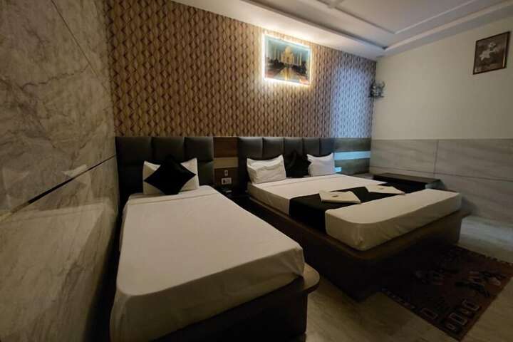 Room 29 of 107