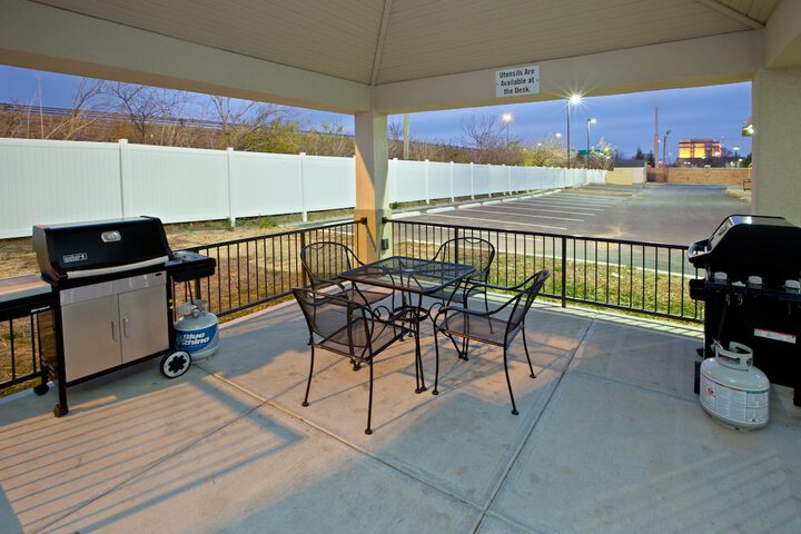 BBQ/picnic area