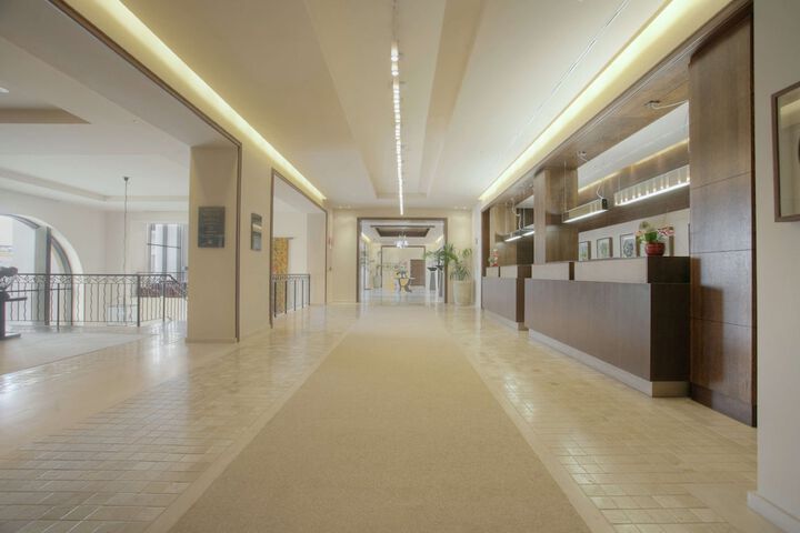Hotel Interior 6 of 72