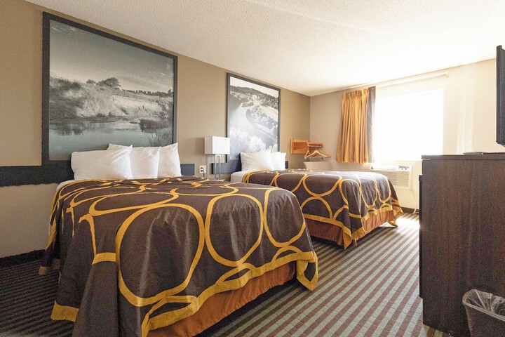 Room 33 of 55