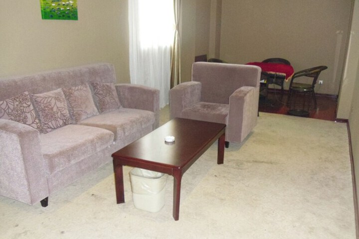 Room 17 of 32