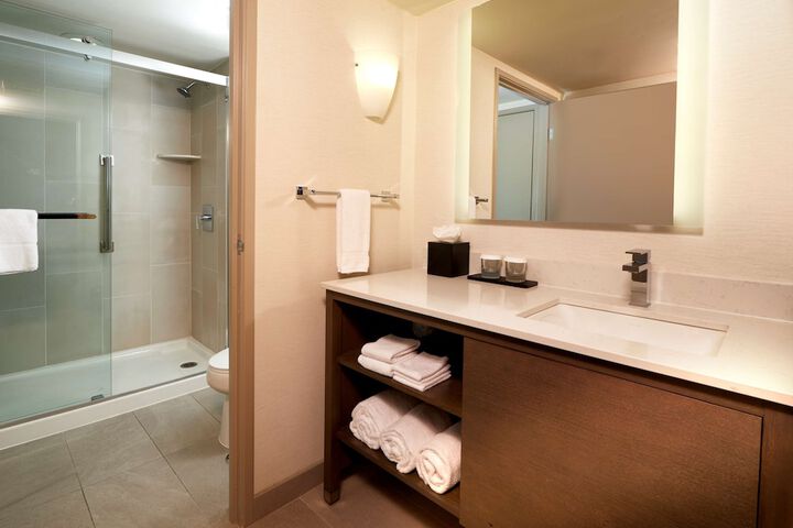 Bathroom shower