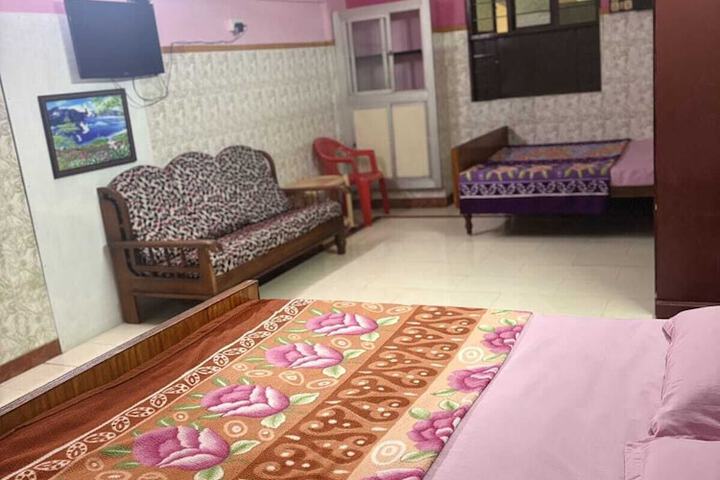 Room 7 of 22