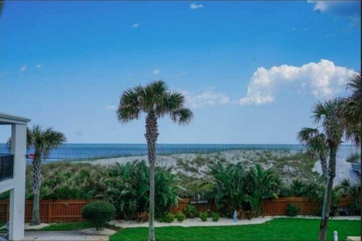 Hotel Exterior 117 of 138