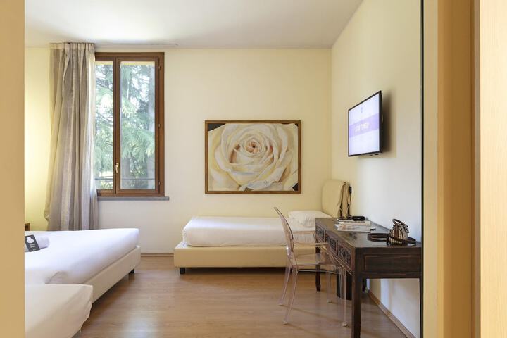Room 26 of 64