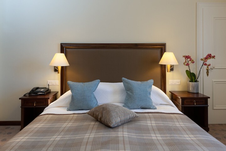 Hotel 212 of 233