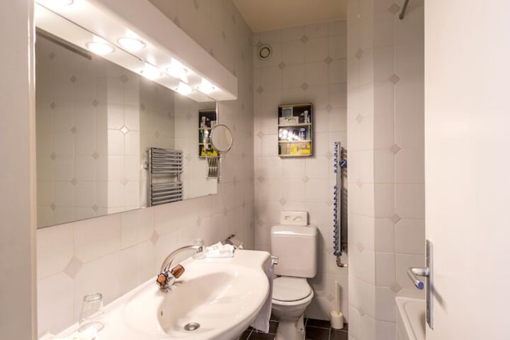 Bathroom Photo