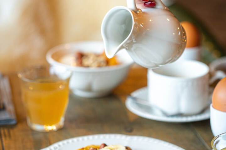 Breakfast/Coffee Service 61 of 72