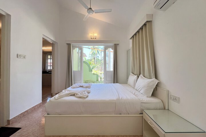 Room 8 of 53