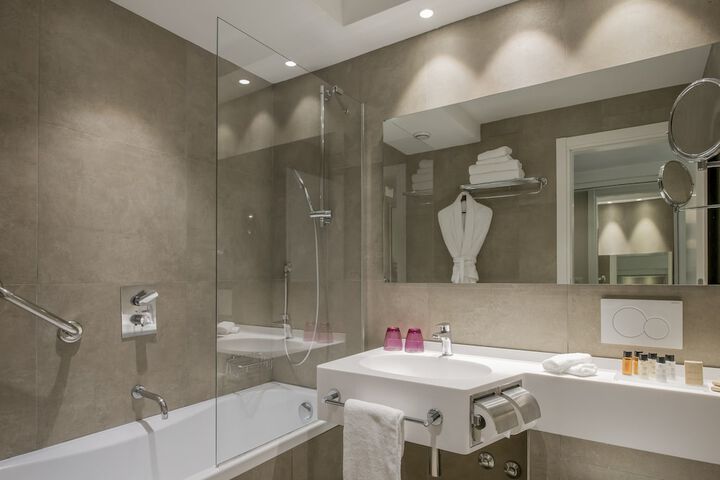 Bathroom Interior Photo