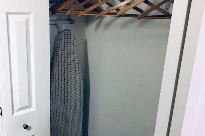 Room 9 of 36