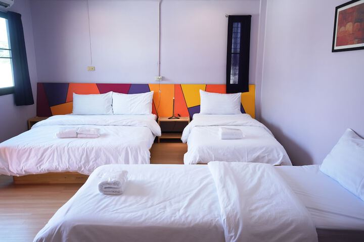 Room 8 of 49