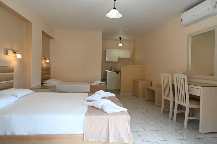 Room 21 of 105