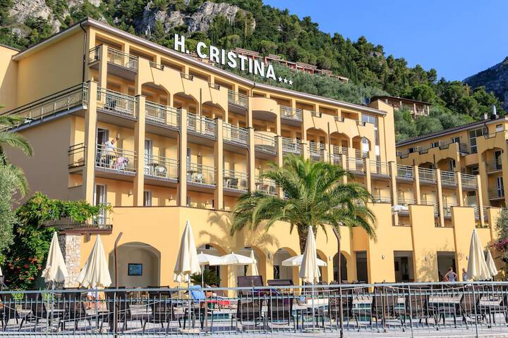 Hotel 93 of 116