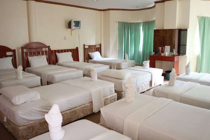 Room 6 of 45