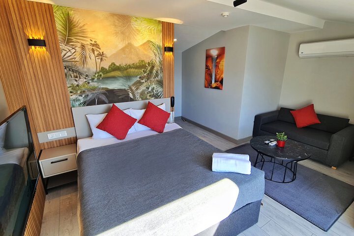 Room 10 of 55