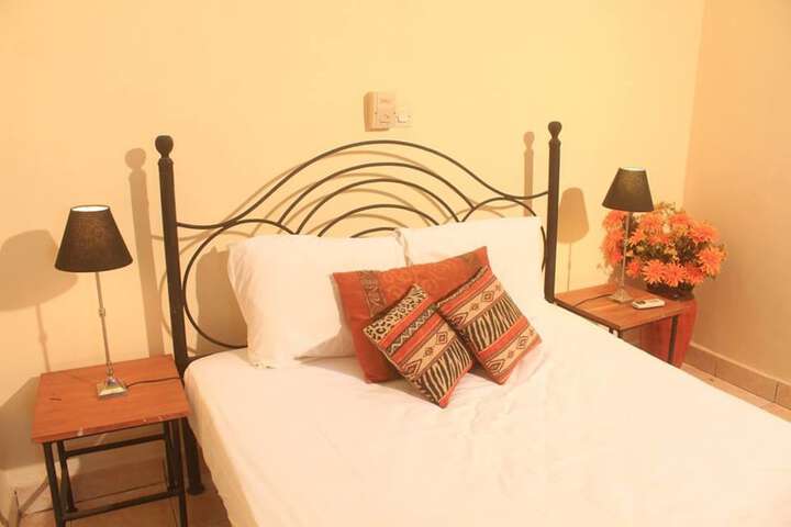 Room 4 of 20