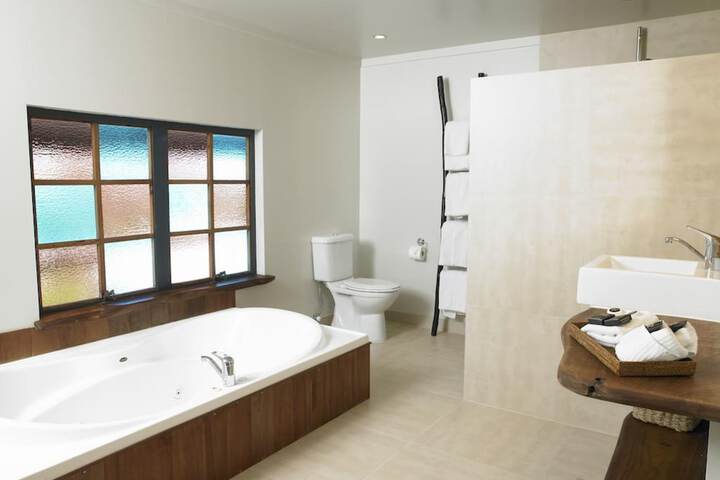 Bath Interior