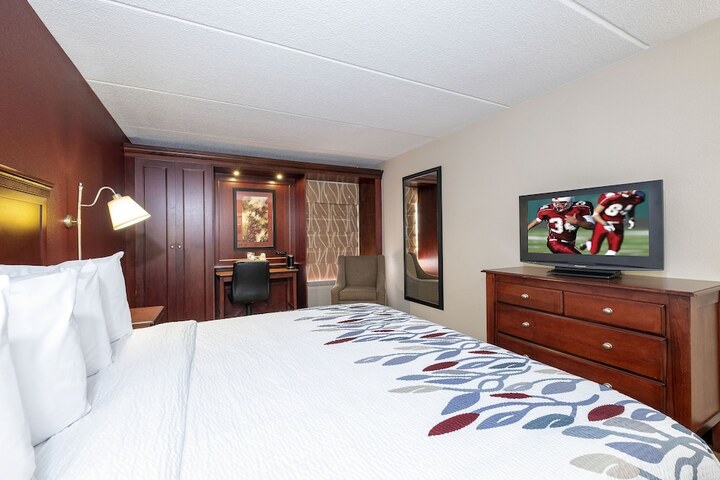 Standard | King Bed (8 of 13)