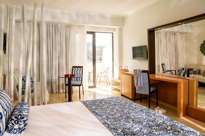 Room 14 of 89