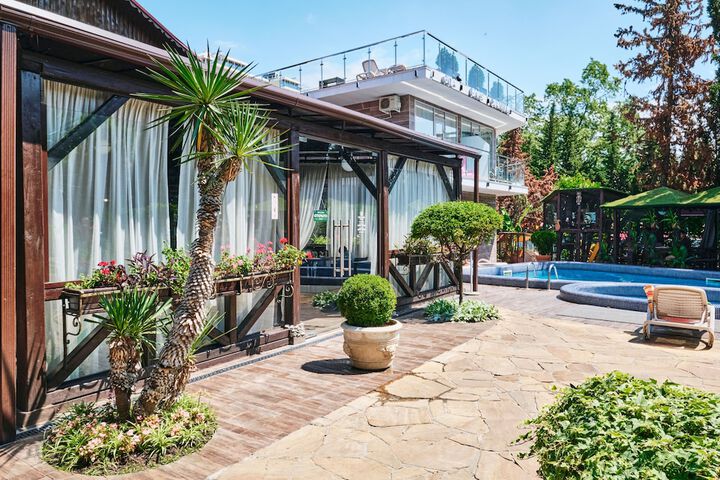Terrace/Patio 78 of 158