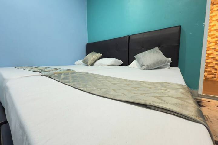 Room 44 of 68