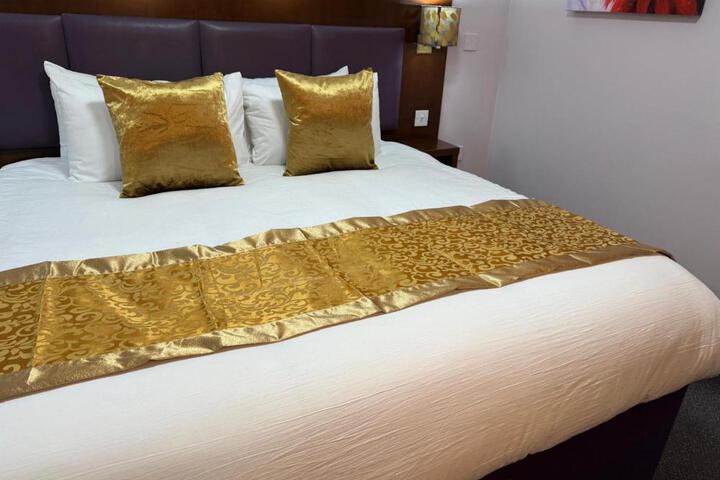 Quality City Hotel Restaurant Free Parking