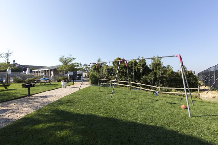 Childrens Activities 284 of 308