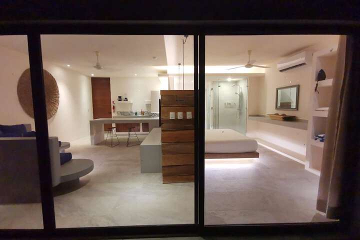 Room 47 of 154