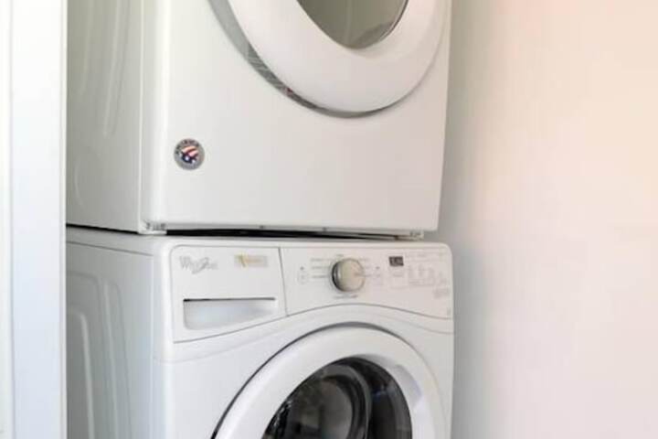 Laundry 20 of 29