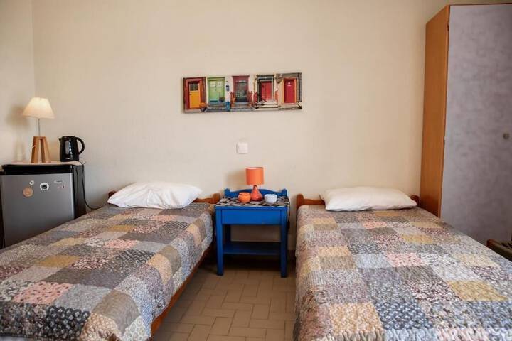 Room 9 of 85