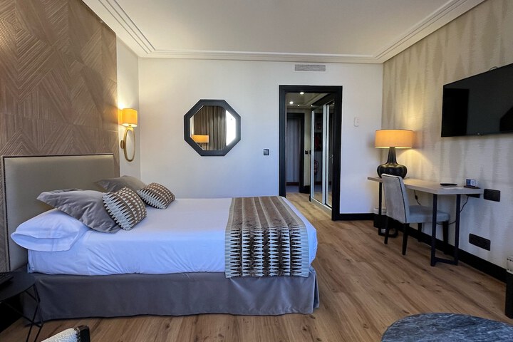 Room 62 of 138