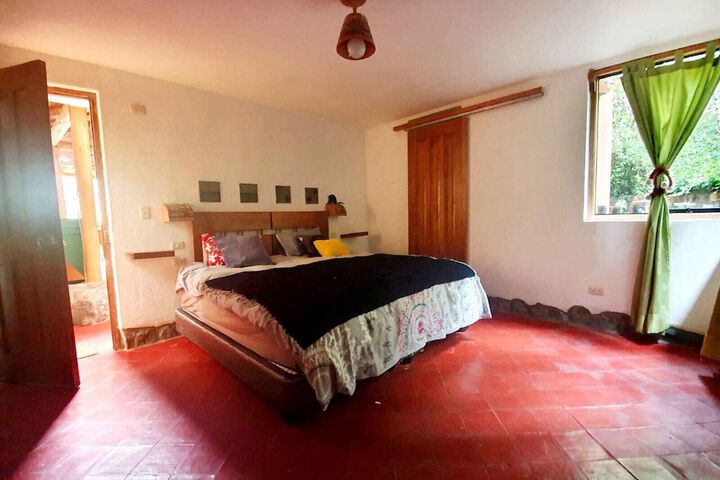 Room 10 of 68