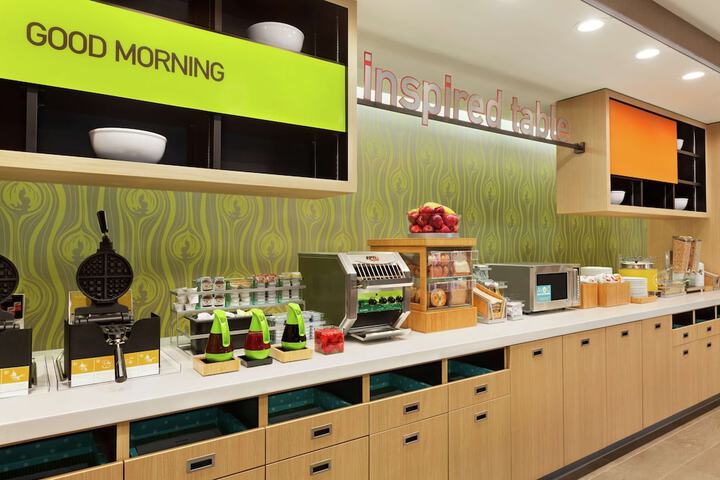 Breakfast area
