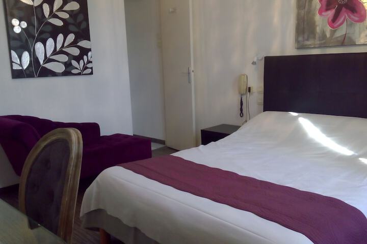 Room 19 of 49
