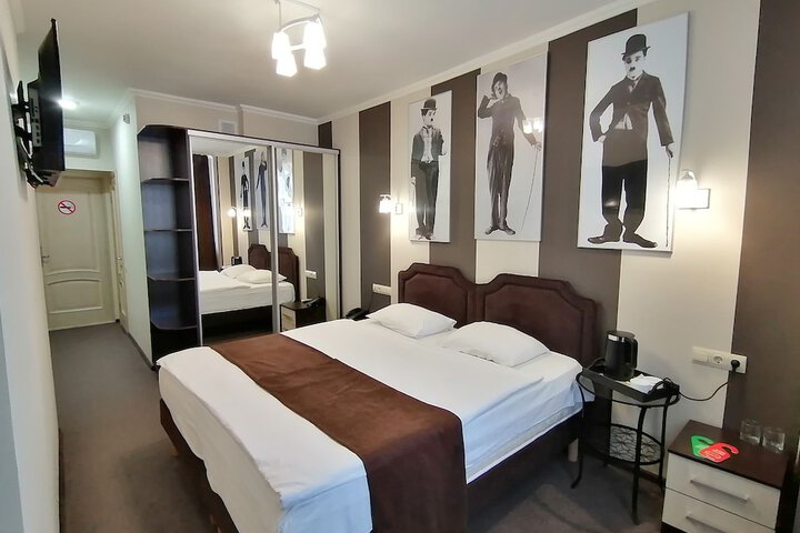 Room 44 of 73