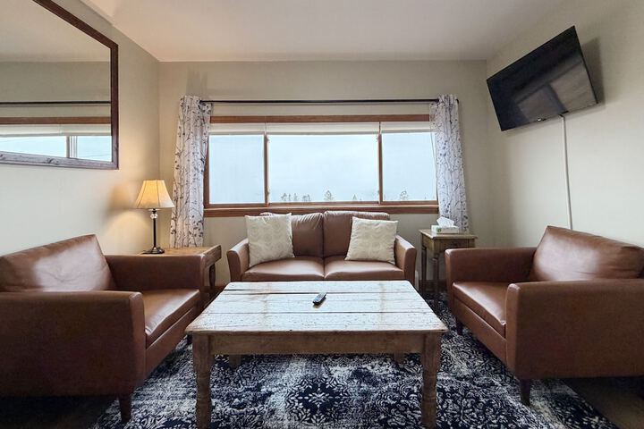 Room 172 of 331