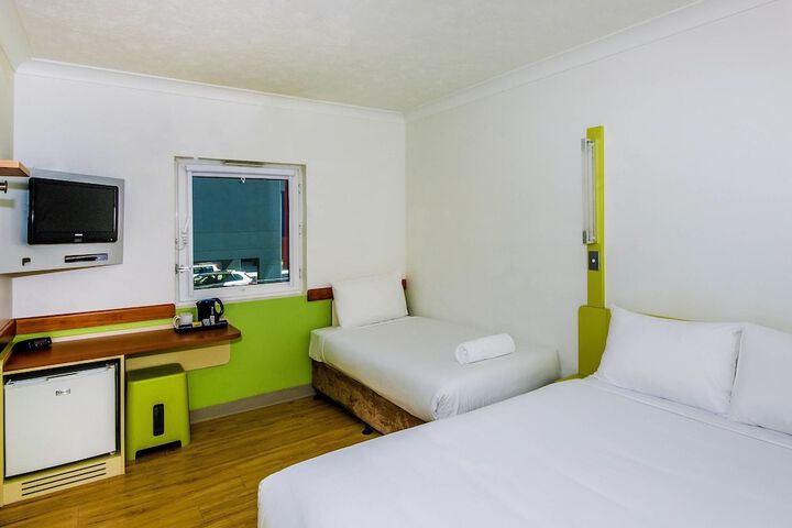 Room 21 of 46