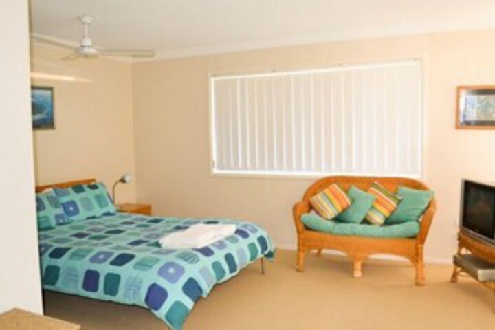 Room 4 of 123