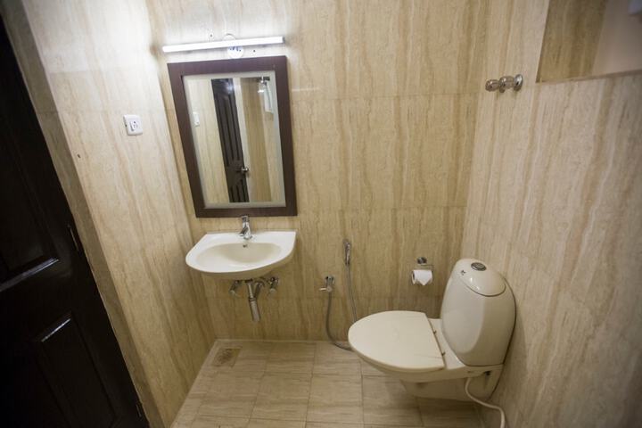 Room 19 of 47