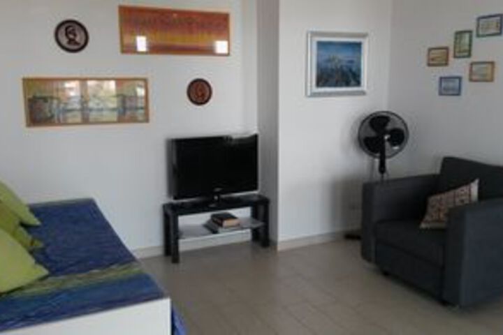 Room 19 of 22