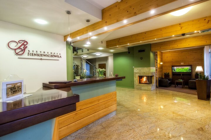 Guest Lobby