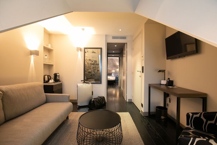 Room 20 of 41